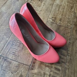 Pink pump heel